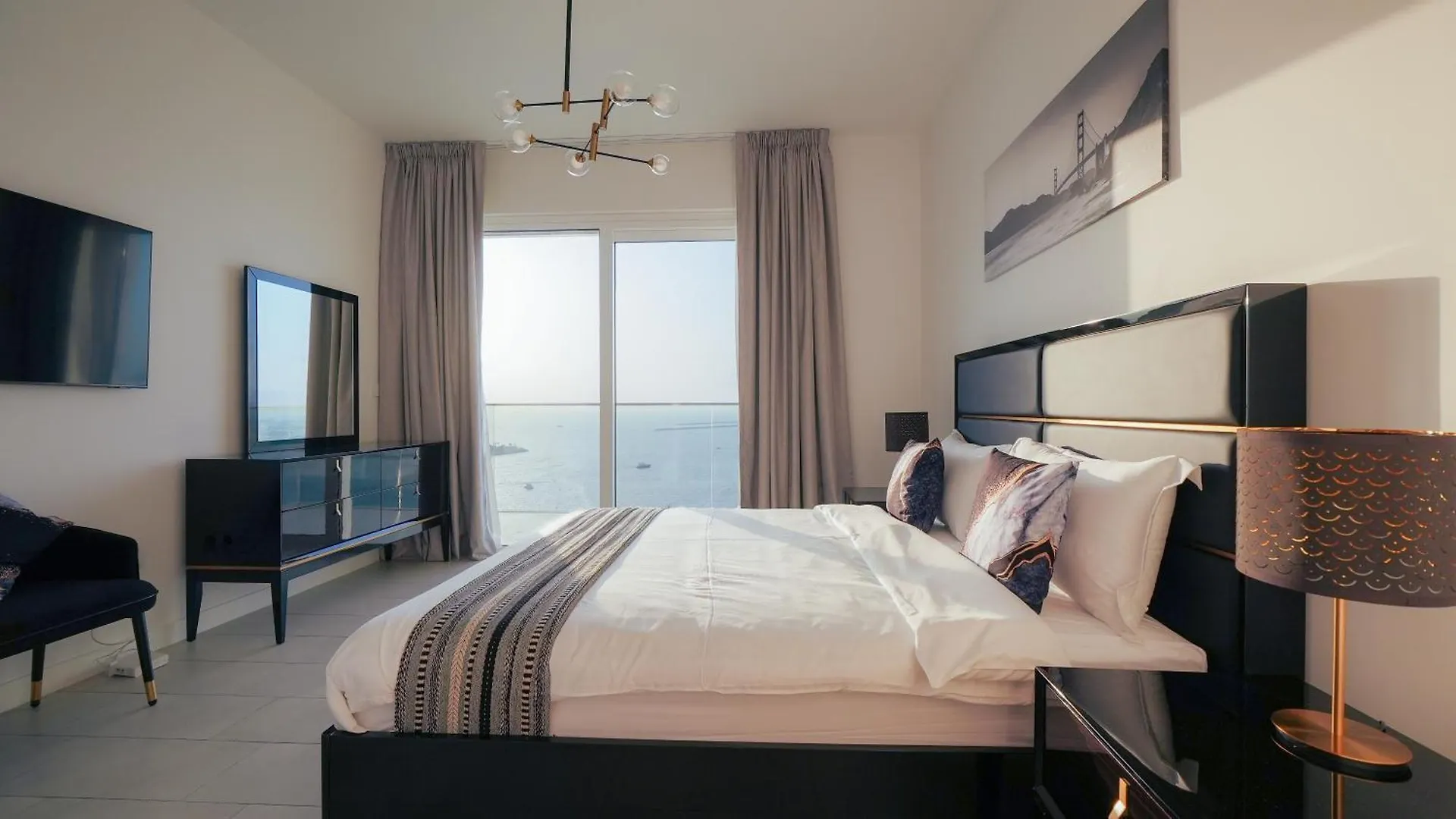 Spacious La Vie 3Br With Private Beach Access By Anw Vacation Homes Dubaj Apartmán