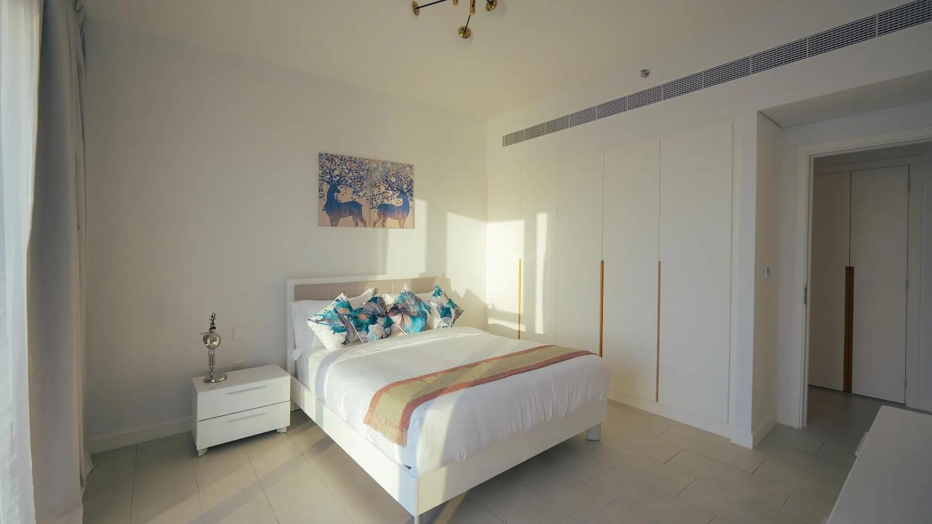 Spacious La Vie 3Br With Private Beach Access By Anw Vacation Homes Dubaj Apartmán